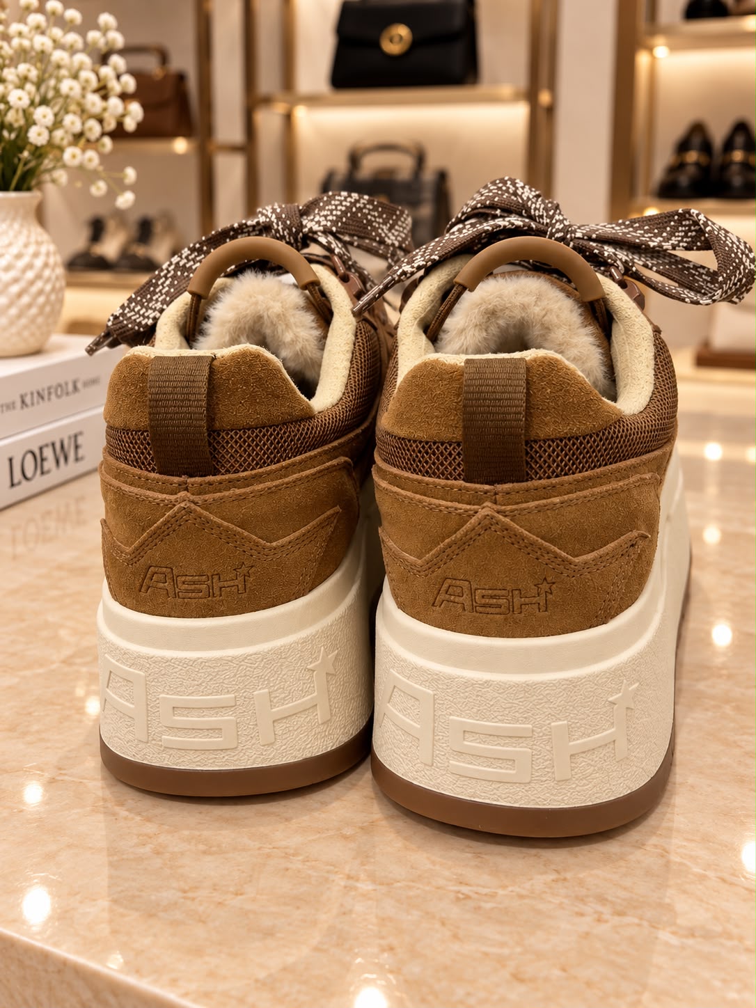 MOVIE02 SNEAKERS ASH